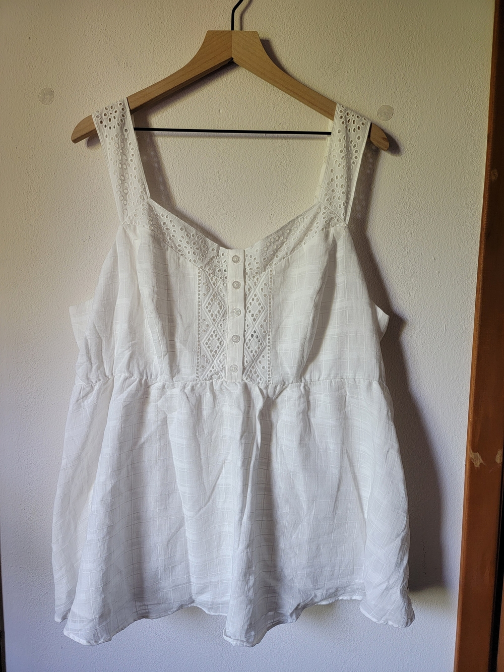 Torrid Babydoll White Eyelet Cotton Botton Front Tank Top